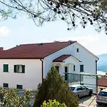 With Parking Space - Labin - 6464 Daire Rabac