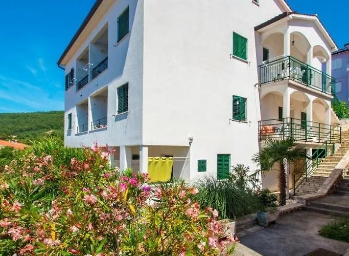 With Parking Space - Labin - 6464 דירה ראבץ