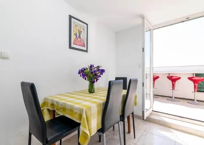 דירה With Parking Space - Labin - 6464 *