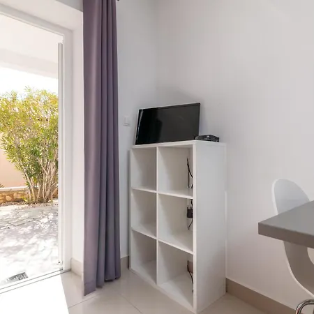 With Parking Space Rabac, Labin - 6464 شقة